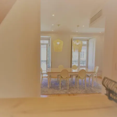 Silver Side River Лісабон